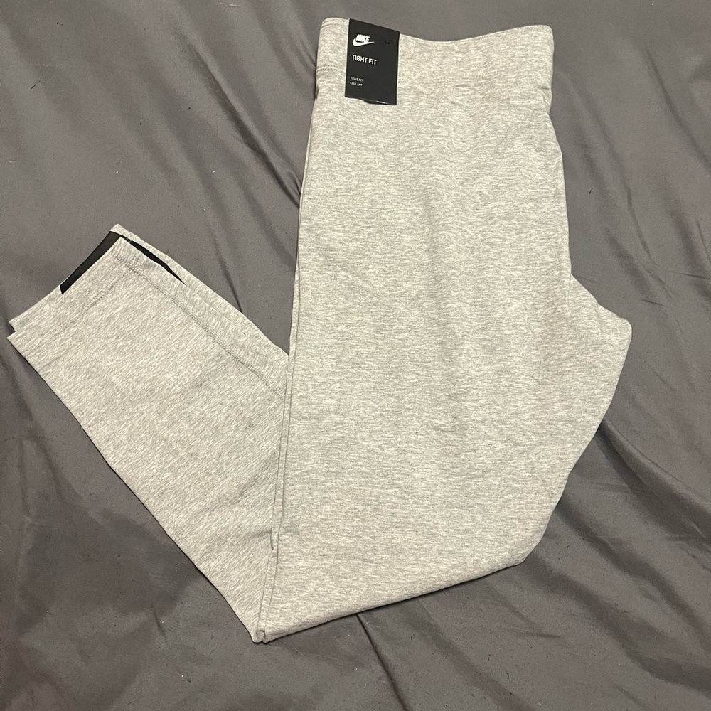 NWT Womens gray Nike leggings